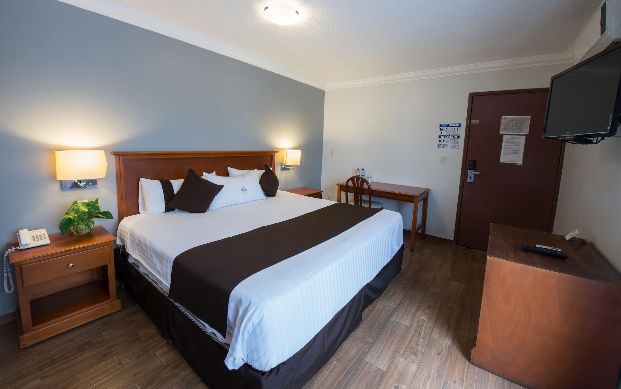 Del Marques Hotel And Suites Гуадалахара Екстериор снимка