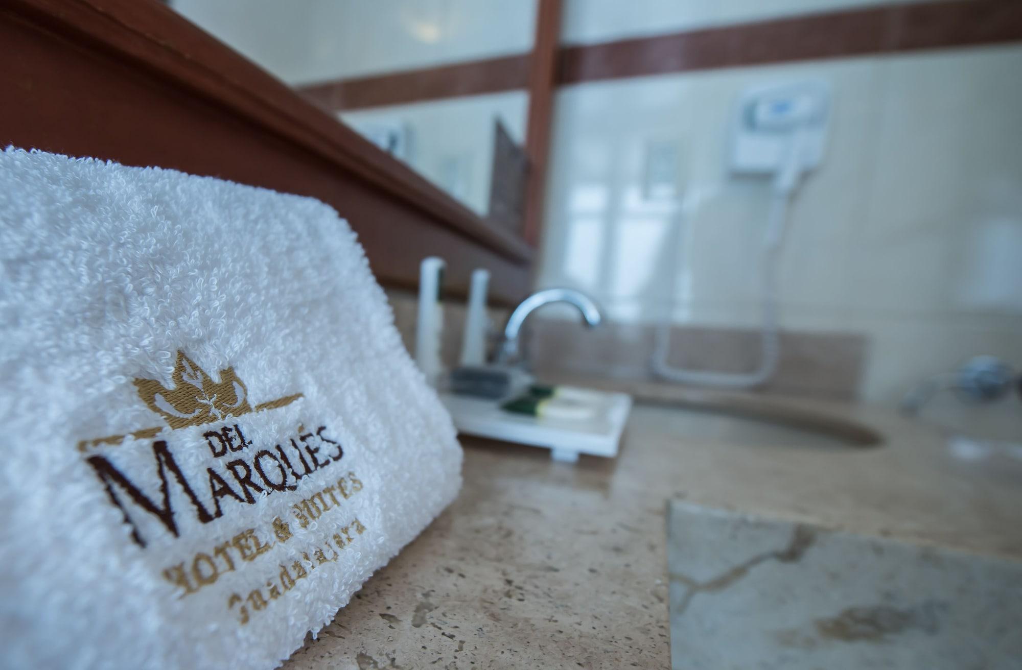 Del Marques Hotel And Suites Гуадалахара Екстериор снимка